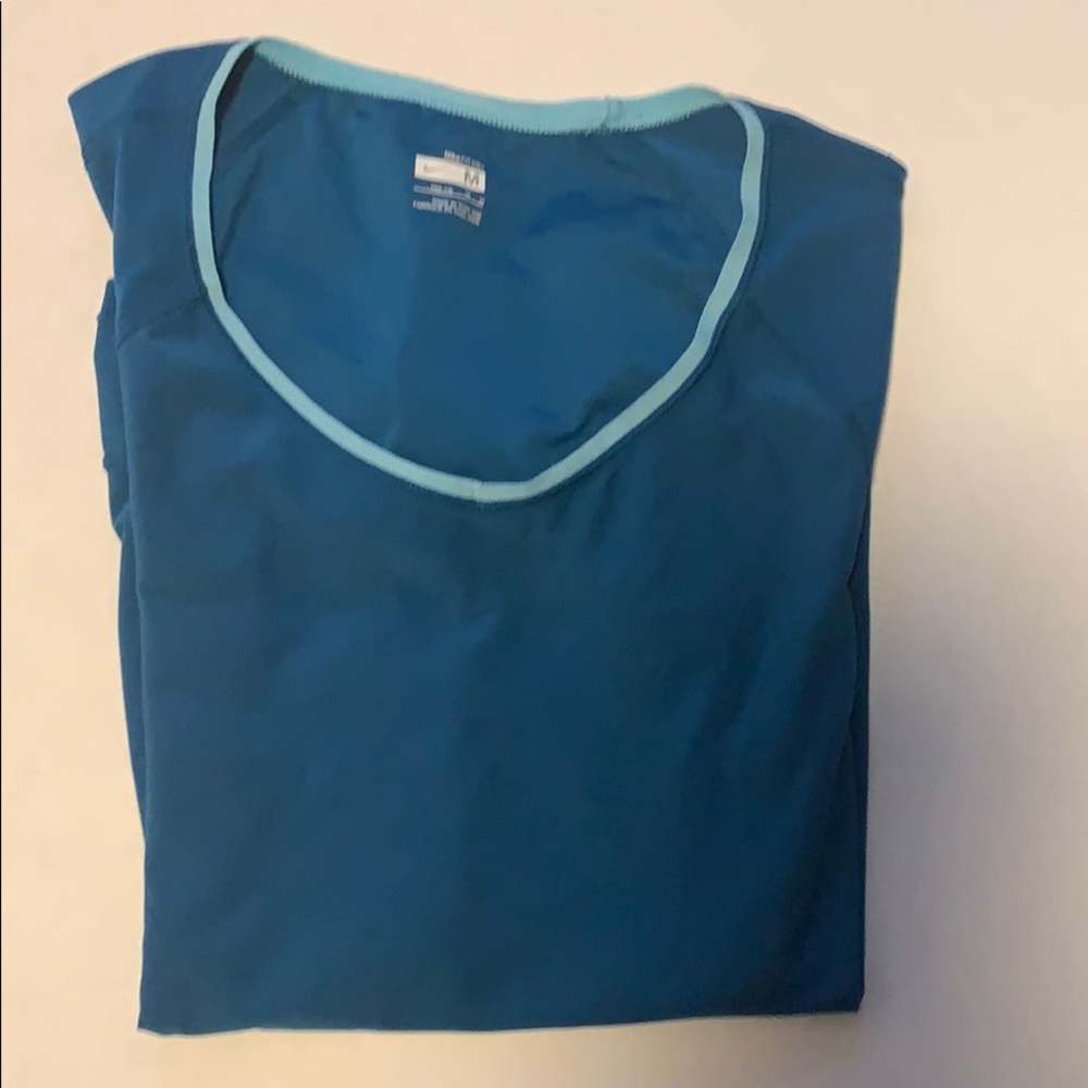 Nike workout top